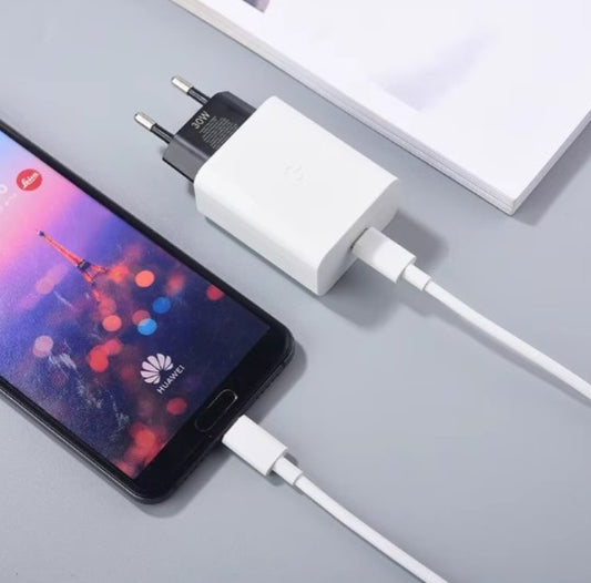 USB C Fast Charger UAE - شاحن USB C سريع الإمارات