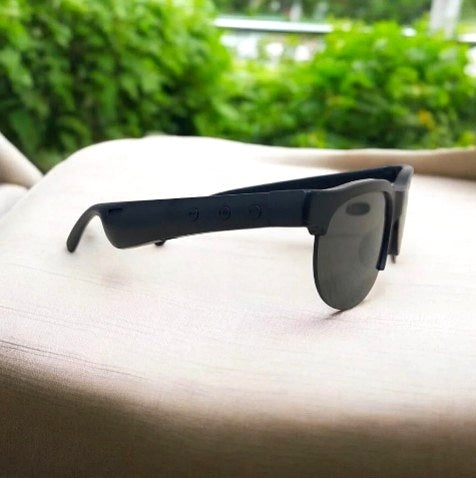 سماعة بلوتوث لاسلكية - مكالمات بدون استخدام اليدين لسائقي الإمارات | خدمة التوصيل في دبي